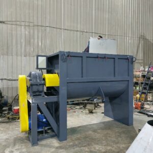 Máy trộn ngang 2000kg