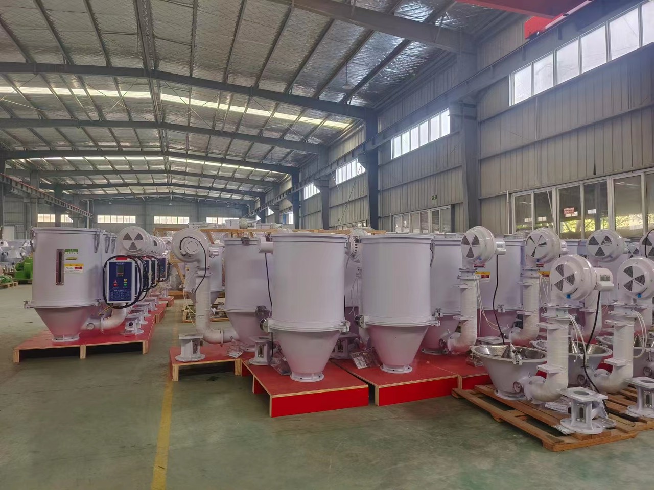 Phễu sấy nhựa – Máy sấy hạt nhựa