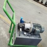 Đầu thay lưới cho máy đùn chính thuộc dây chuyền tạo hạt HDPE