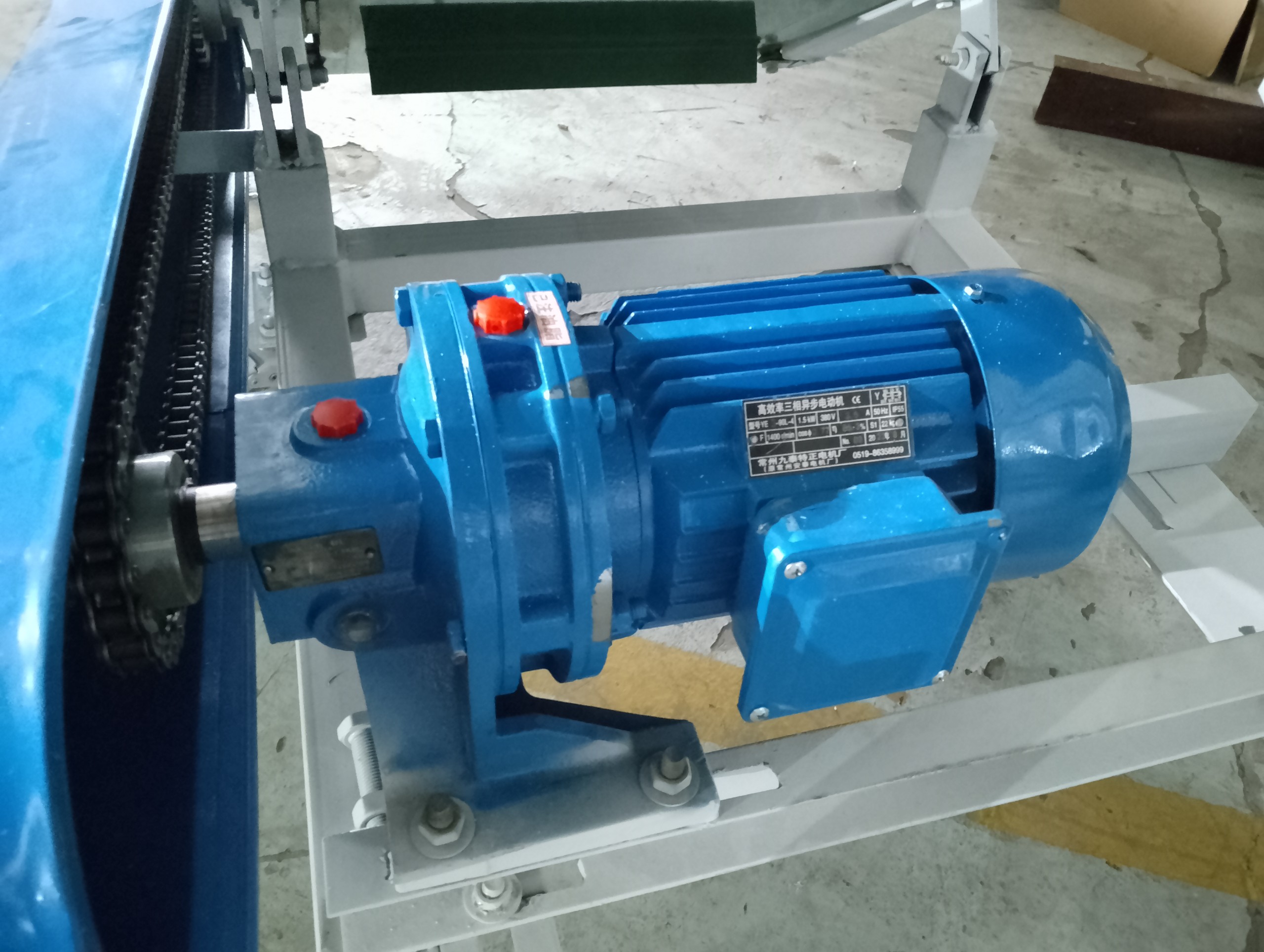 Động cơ băng tải từ tách sắt
