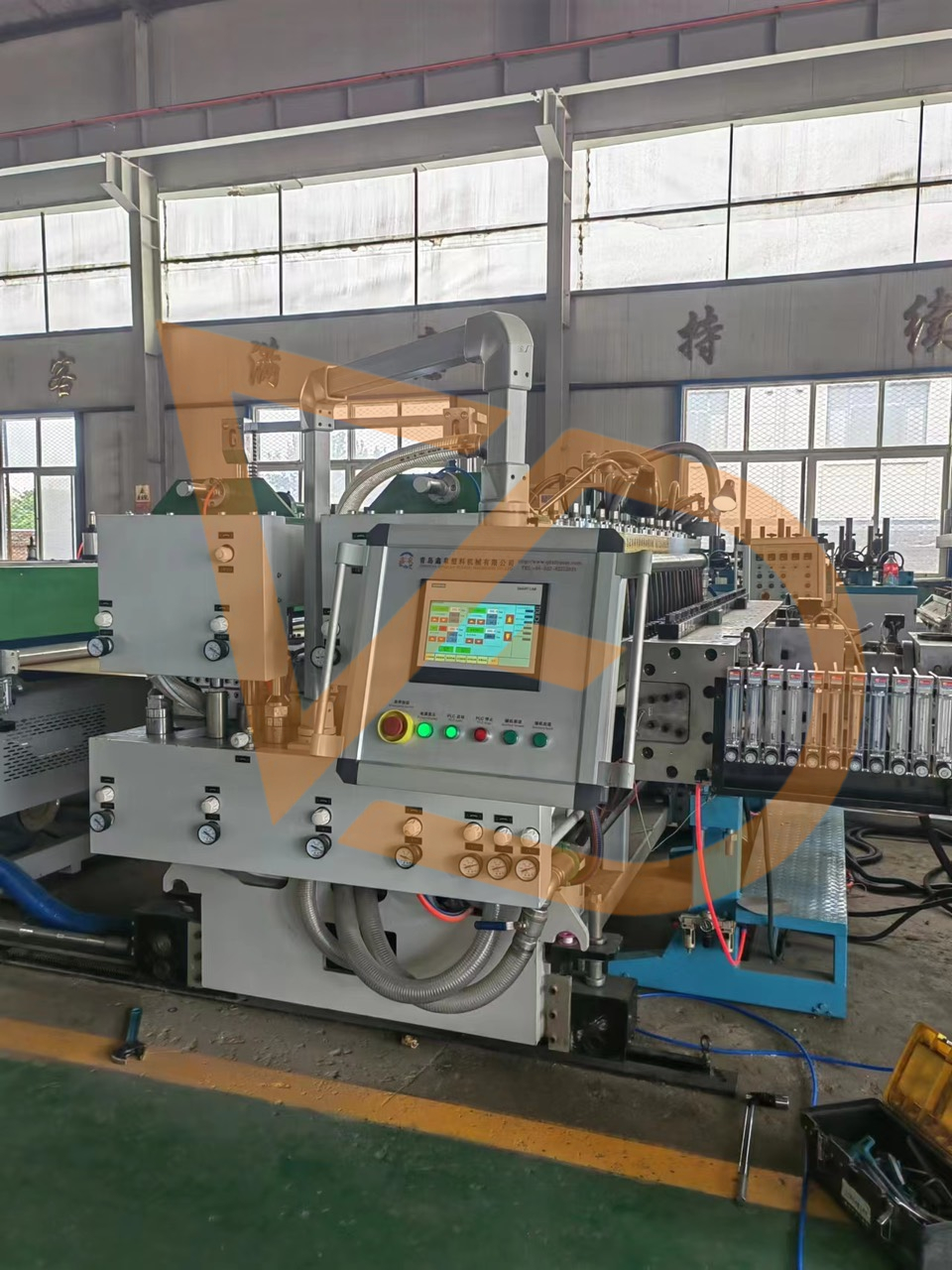 Màn hình điều khiển dây chuyền đùn tấm nhựa rỗng PP Danpla.