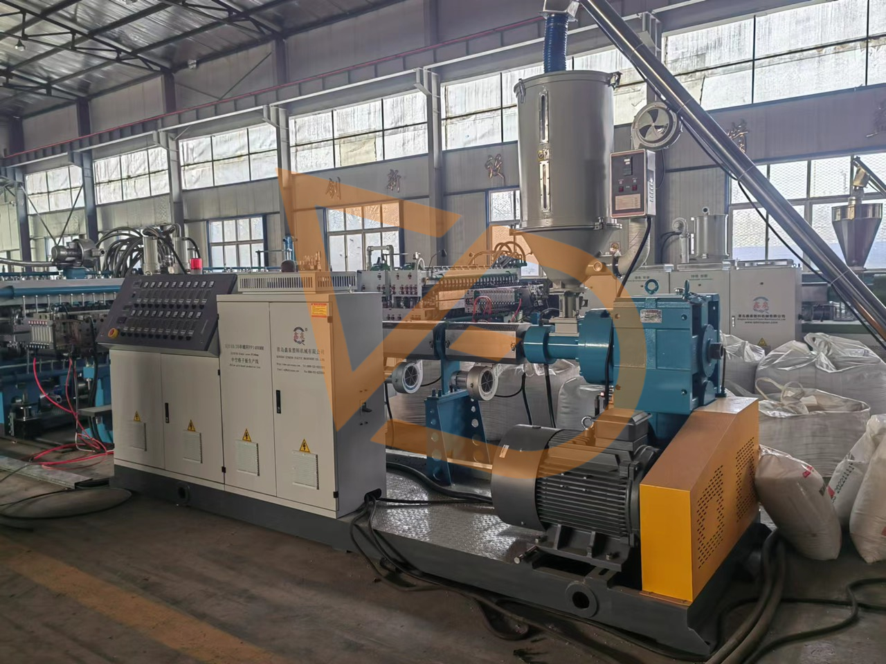 Dây chuyền đùn tấm nhựa rỗng PP - Tấm Danpla