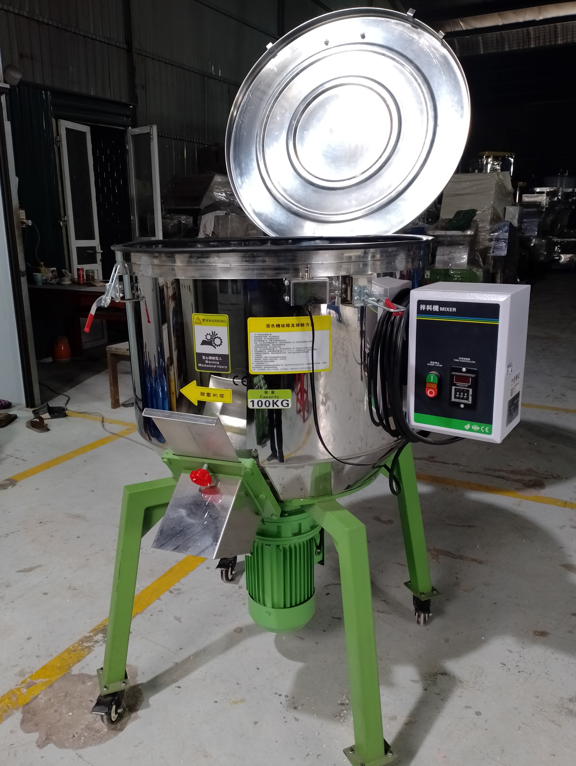 Máy trộn bột màu nhựa 