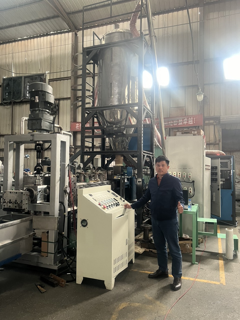 Máy đùn đai nhựa PET