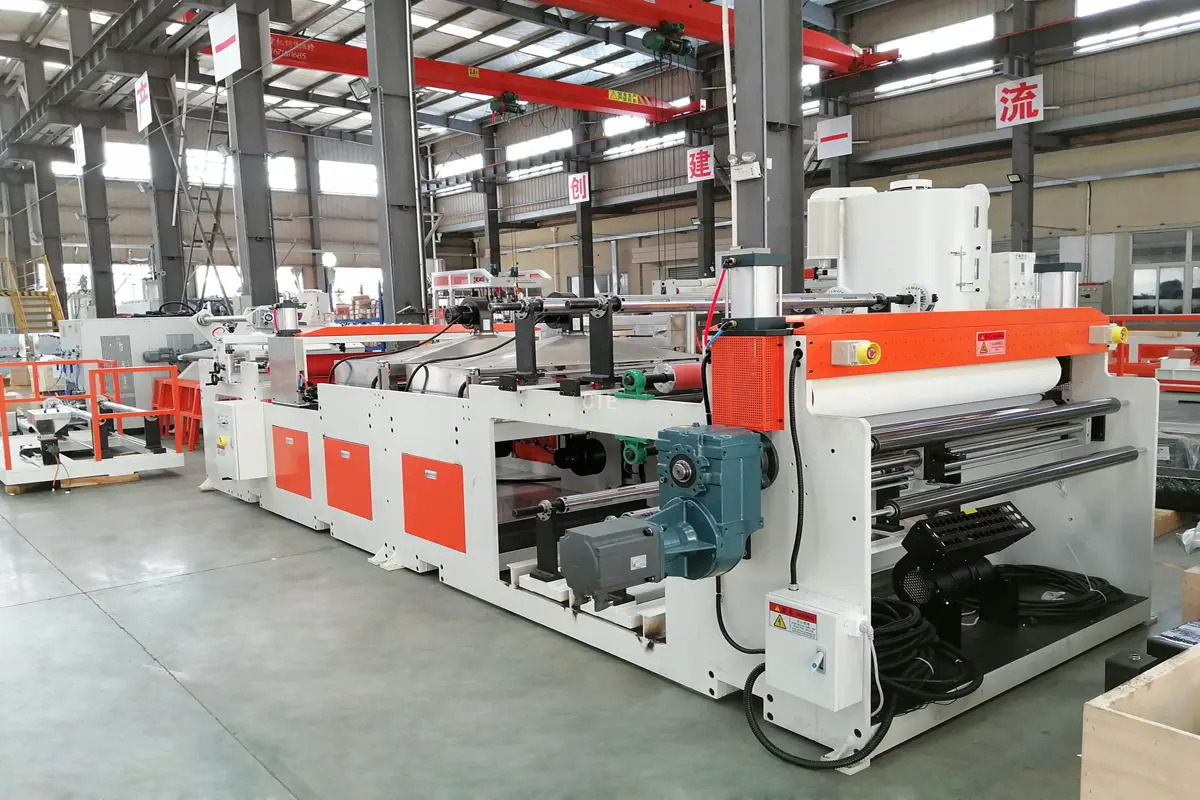Máy đùn tấm nhựa