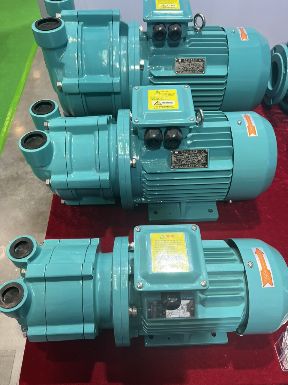 Motor bơm chân không cho ngành nhựa