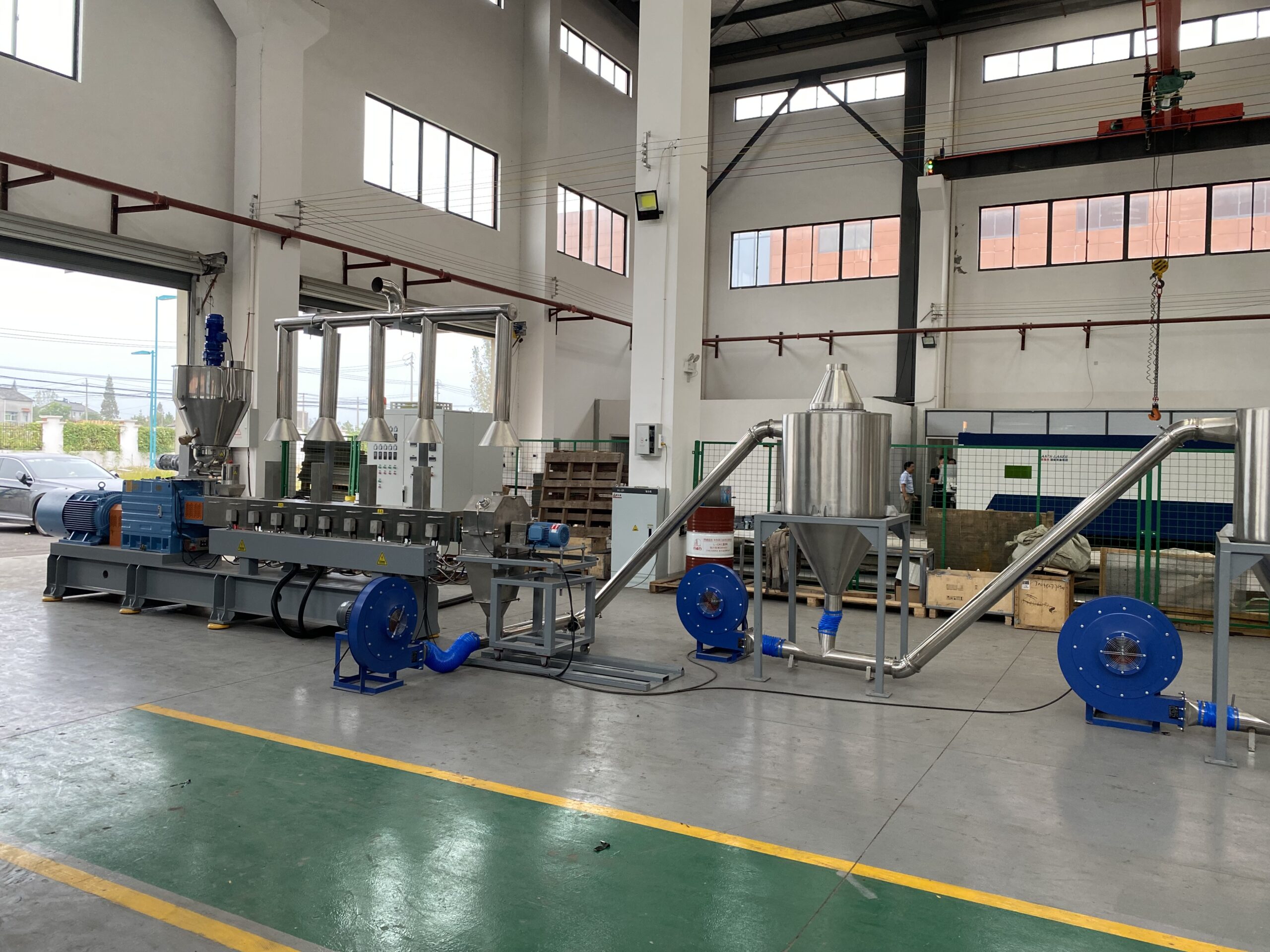 Máy tạo hạt nhựa đầu cắt nóng