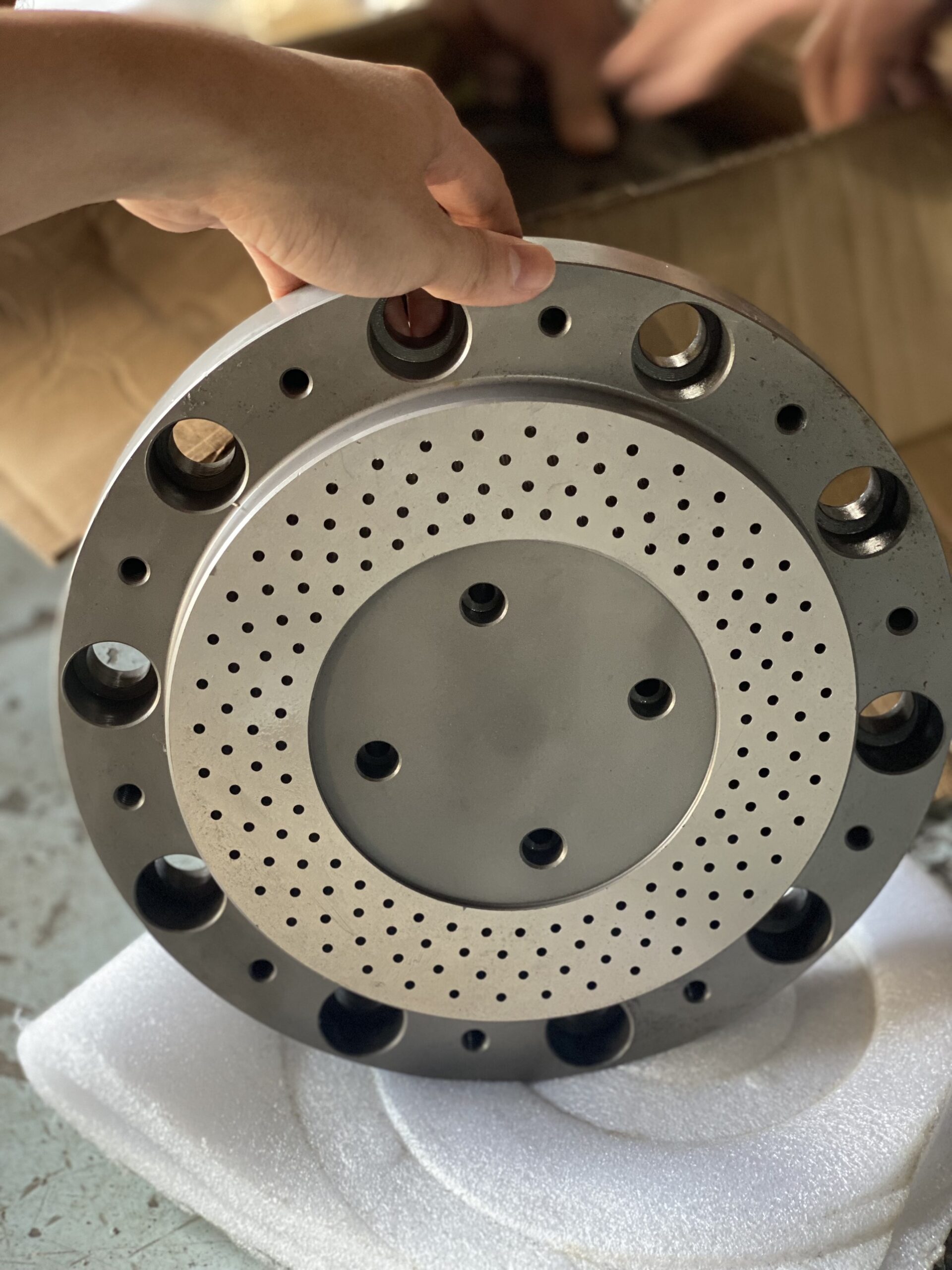 Đầu khuôn đùn cho máy tạo hạt nhựa