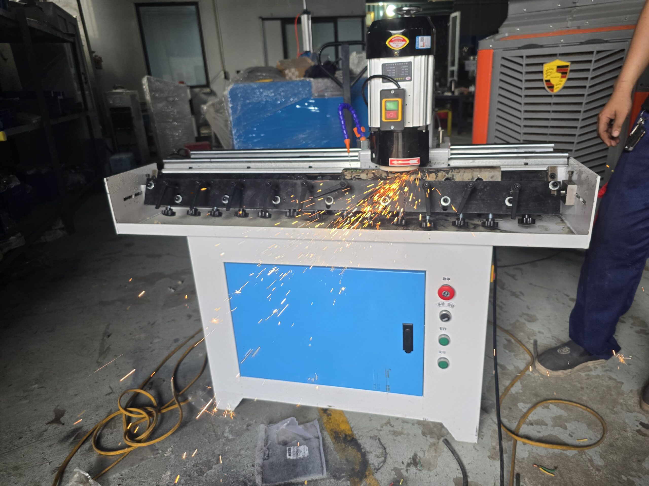 máy mài dao cho máy băm nhựa